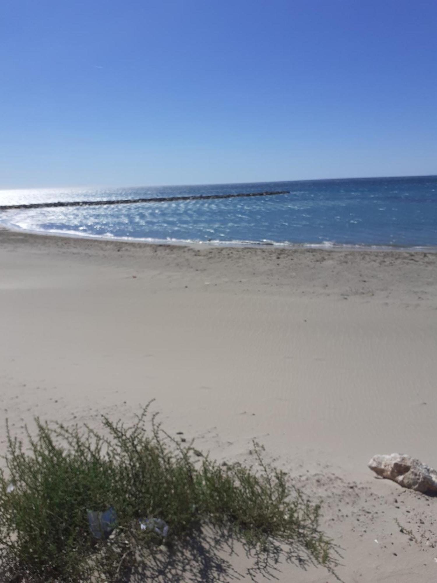 1ª Linea Reformado Y Frente Al Puerto Deportivo Firmamos Contrato Si El Cliente Lo Solicita Aunque Es Necesario Hacer La Reserva Para Poder Comunicarse Оспиталет-дель-Инфанте Экстерьер фото